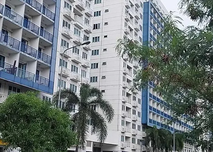 Sea Staycation Moa Complex By Elijah * Manila
